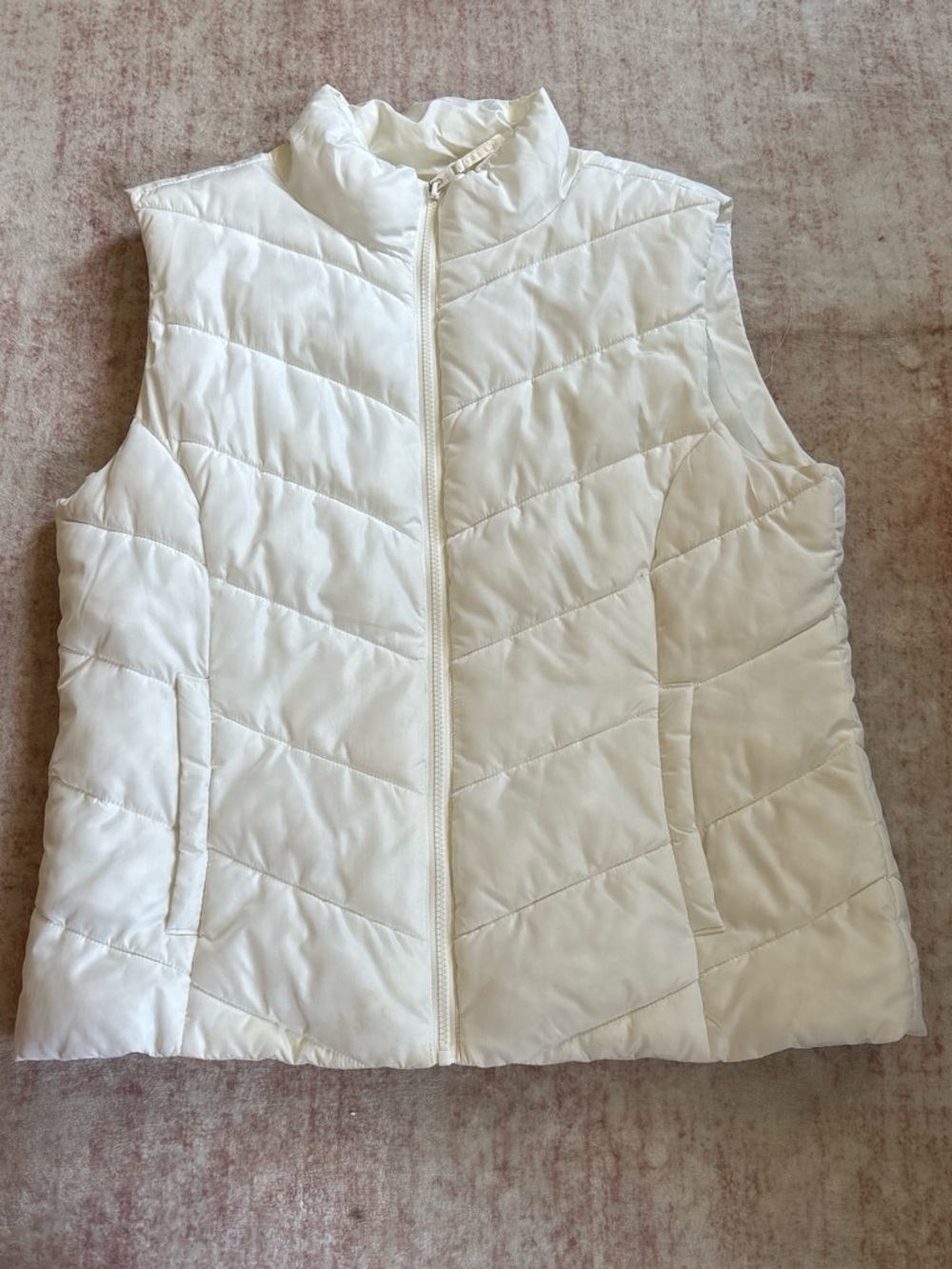 Aeropostale Cream Quilted Stand-Collar Puffer Vest